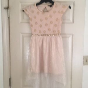 Girls dress